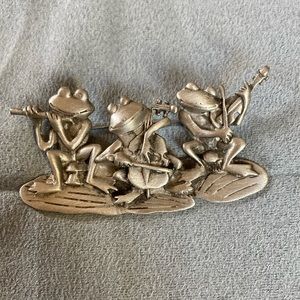 Vintage JJ Jonette Pewter Frog Band Trio Brooch